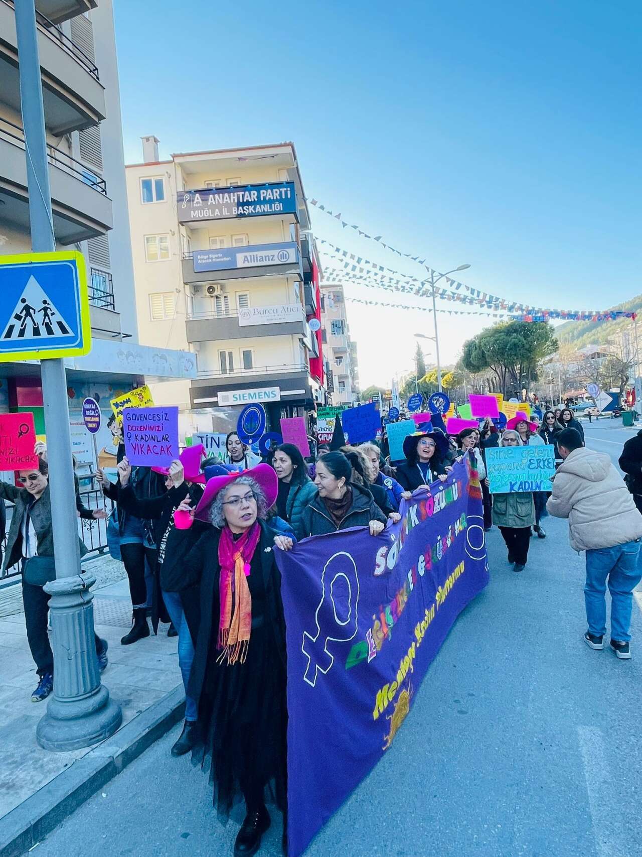 Menteşe’de 8 Mart’ta Kadınlar Meydana Çıktı 2
